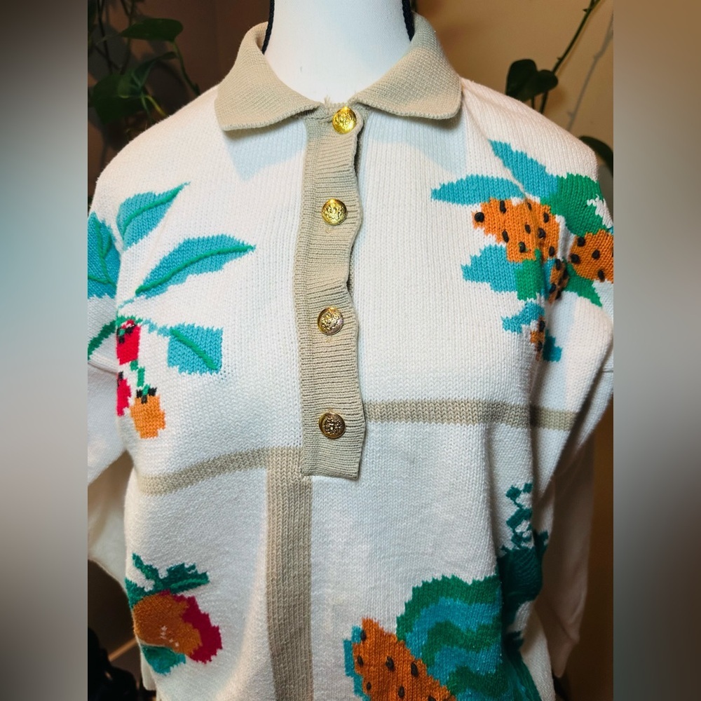 80s Vintage Capricci Knitwear Fruit Patterned Cream Sweater - Picture 10 of 16